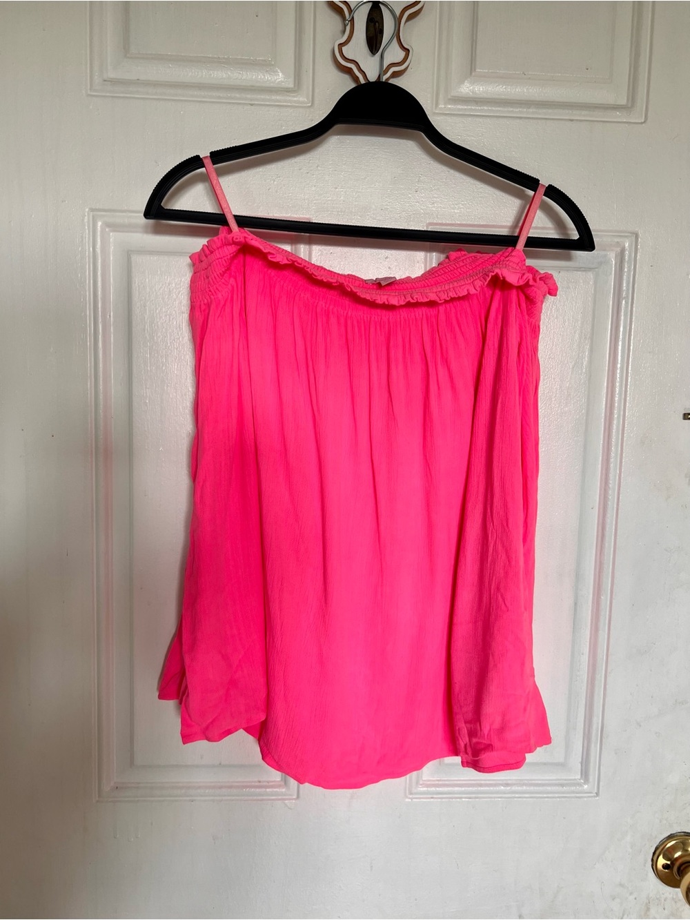Lilly Pulitzer | Women’s Bright Pink Lightweight OTS Top